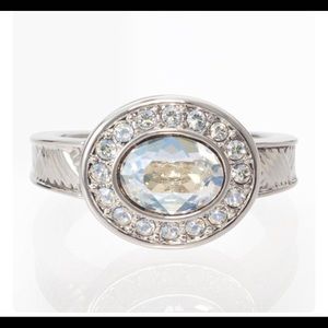 Touchstone Crystal by Swarovski Riviera Ring size 9
Moonlight Crystal BNIB